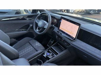 VOLKSWAGEN TIGUAN 1.5 ETSI 150 DSG7 R-LINE