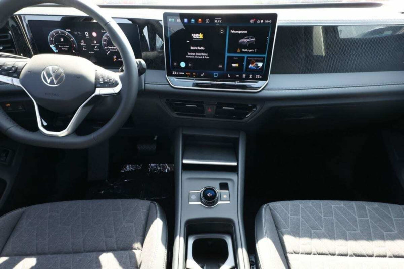 VOLKSWAGEN TIGUAN 130 DSG