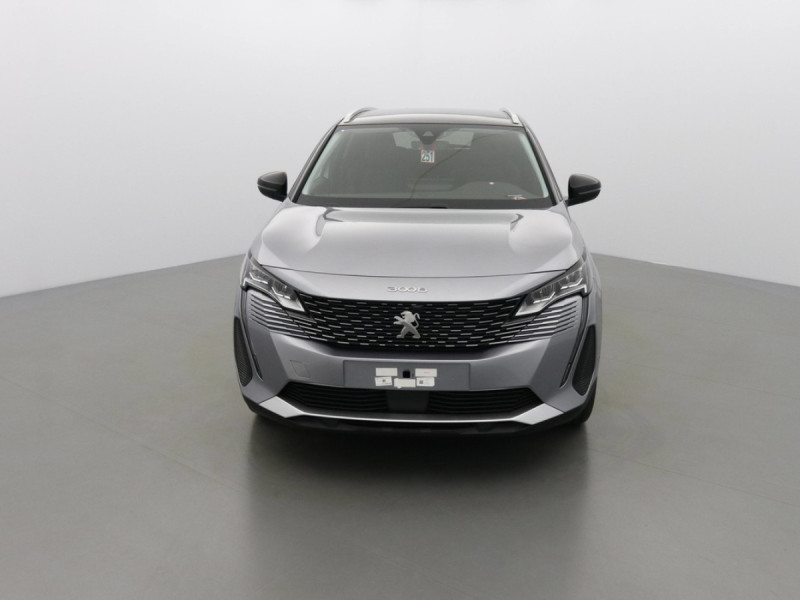 PEUGEOT 3008 ROADTRIP 225 HYBRID E-EAT8