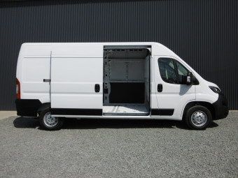 PEUGEOT BOXER FOURGON BASE 140 HDI