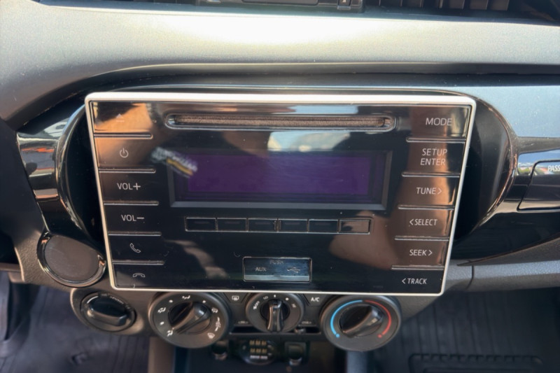 TOYOTA HILUX X-TRA CAB LECAP 2.4 150 PACK PLUS