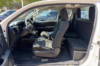 TOYOTA HILUX X-TRA CAB LECAP 2.4 150 PACK PLUS