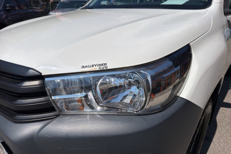 TOYOTA HILUX X-TRA CAB LECAP 2.4 150 PACK PLUS