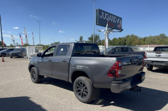 TOYOTA HILUX 2.8 204 BVA INVINCIBLE 4PL