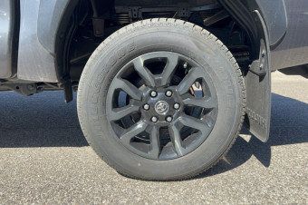 TOYOTA HILUX 2.8 204 BVA INVINCIBLE 4PL