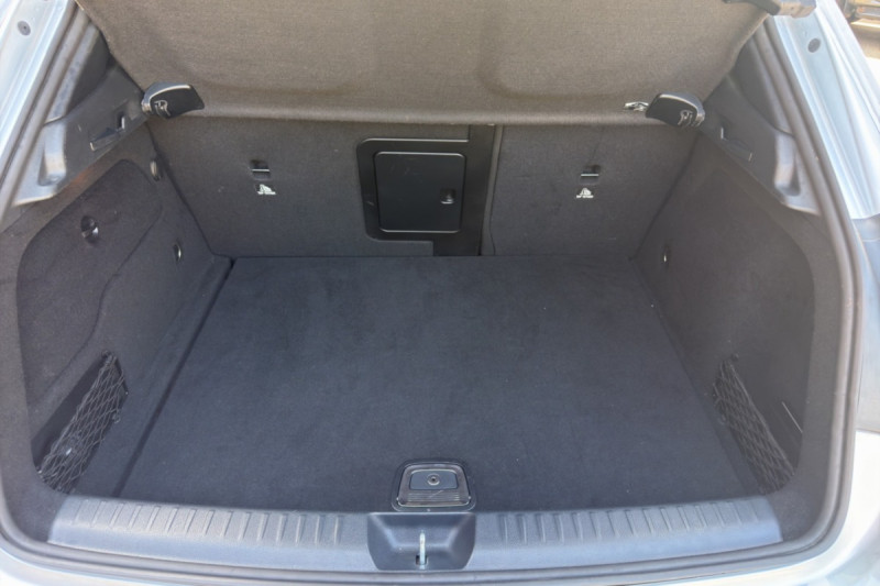 MERCEDES-BENZ GLA 200D 136 BUSINESS EDITION