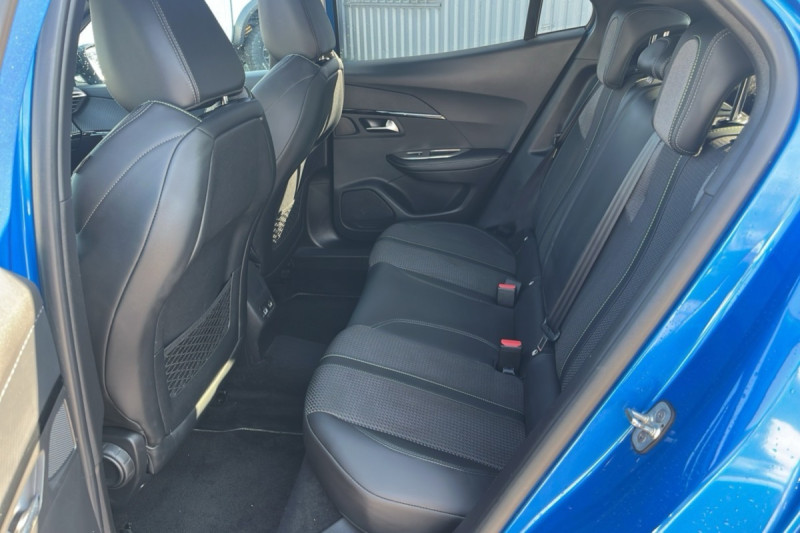 PEUGEOT 2008 1.2 PURETECH 130 EAT8 GT T.O