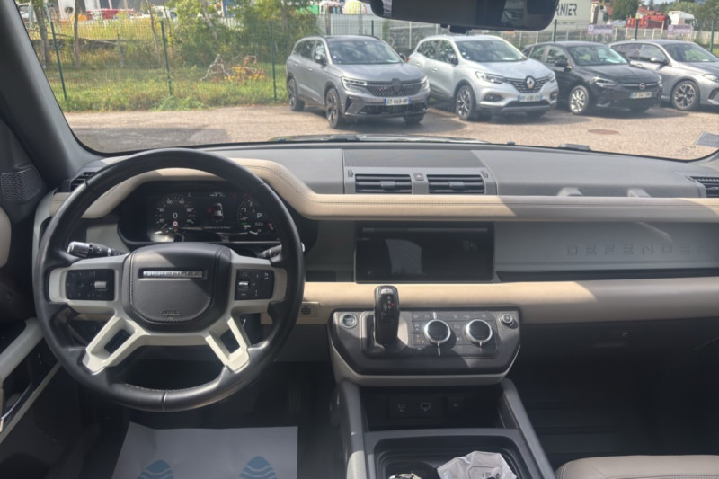 LAND ROVER DEFENDER P400 HSE