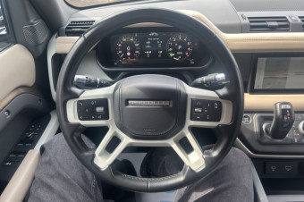 LAND ROVER DEFENDER P400 HSE