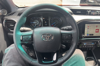 TOYOTA HILUX 2.8 204 BVA INVINCIBLE 4PL