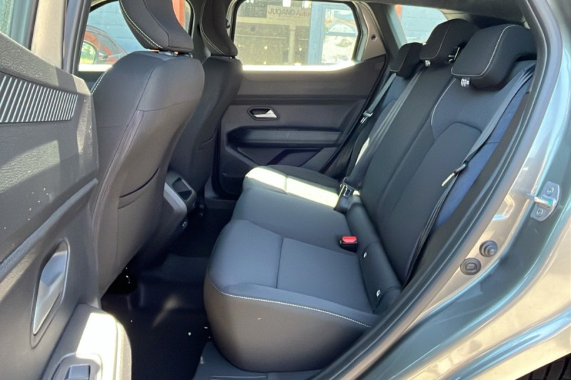 DACIA DUSTER HYBRID-G 150 4X4 EXPRESSION +
