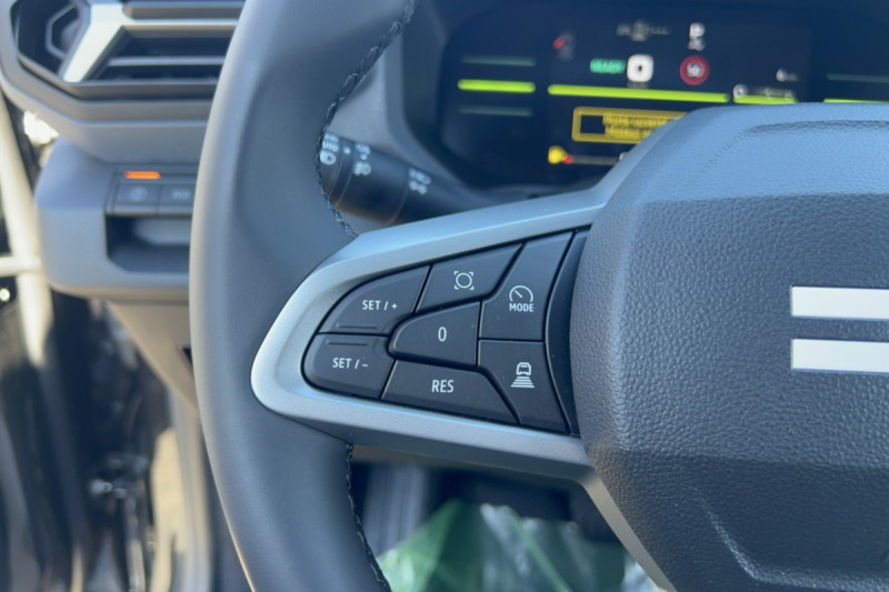 DACIA DUSTER HYBRID 155 JOURNEY CITY