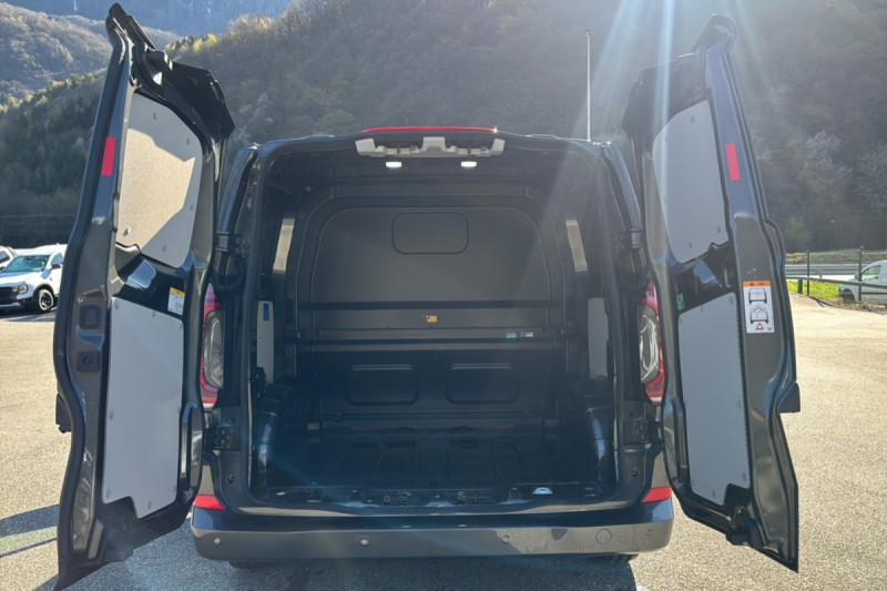 VOLKSWAGEN TRANSPORTER TDI 170 DSG PROCAB L1