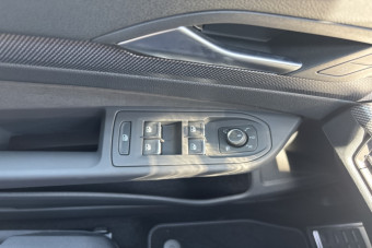 VOLKSWAGEN GOLF E-TSI 150 DSG R-LINE T.O 360