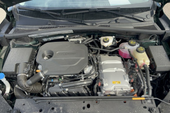 MG ZS 1.5 L HYBRID+ 197 CH LUXURY