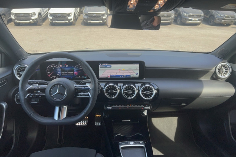 MERCEDES-BENZ CLASSE A 200 7G-DCT AMG LINE