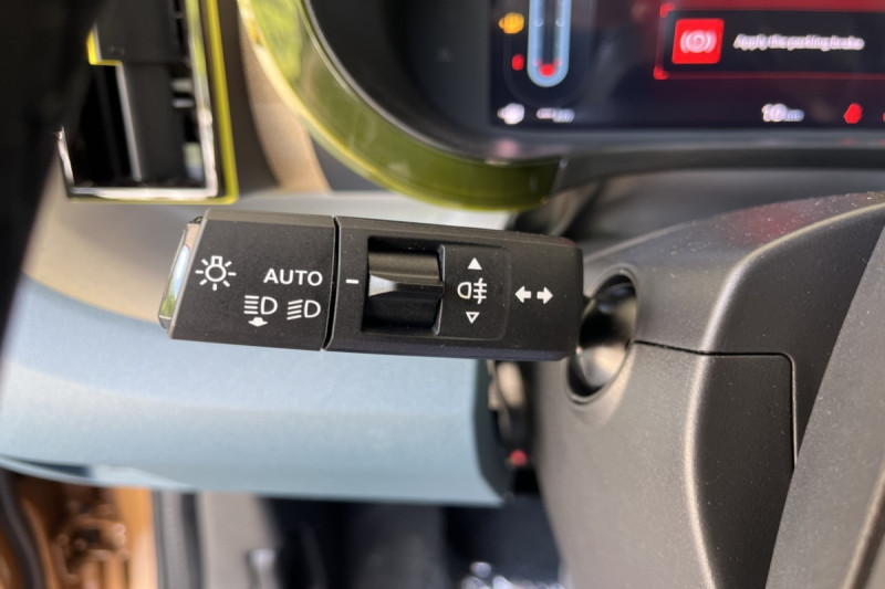 FIAT PANDA GRANDE HYBRID 110 EDCT6 LA PRIMA