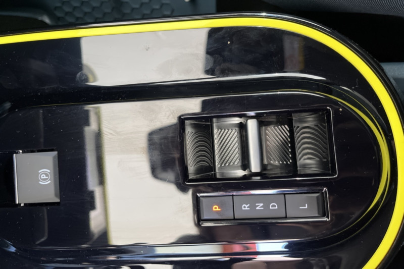 FIAT PANDA GRANDE HYBRID 110 EDCT6 LA PRIMA