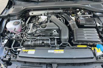 VOLKSWAGEN GOLF E-TSI 150 DSG R-LINE EDITION