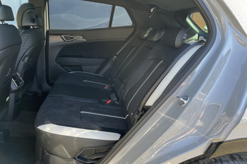KIA SPORTAGE 1.6 T-GDI HEV 239 GT TOIT PANO
