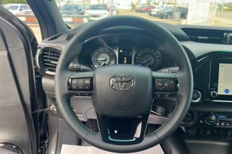 TOYOTA HILUX 2.8 204 BVA INVINCIBLE 4PL