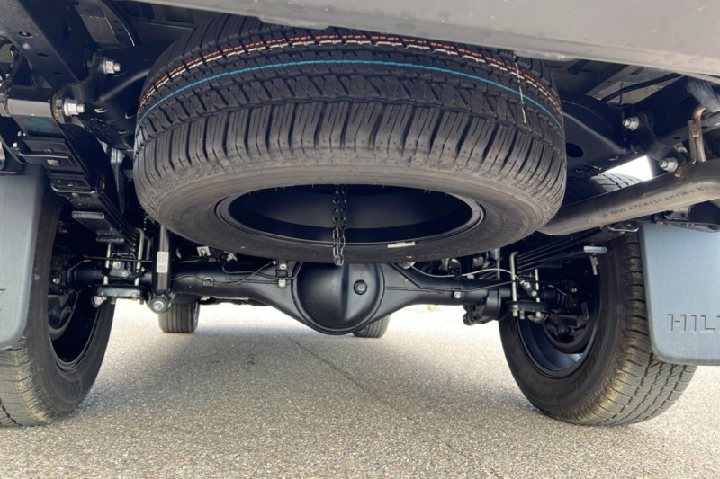 TOYOTA HILUX 2.8 204 BVA INVINCIBLE 4PL