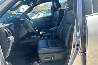 TOYOTA HILUX 2.8 204 BVA INVINCIBLE HARDTOP