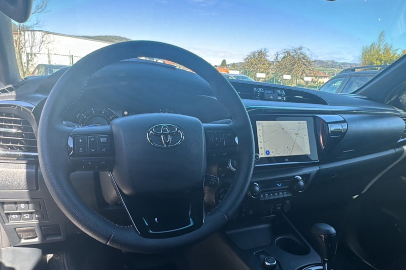 TOYOTA HILUX 2.8 204 BVA INVINCIBLE HARDTOP