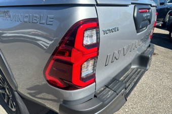 TOYOTA HILUX 2.8 204 BVA INVINCIBLE HARDTOP