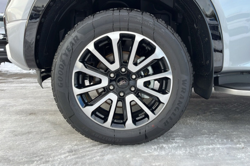 FORD RANGER 3.0 V6 240 PLATINUM RIDEAU 4PL