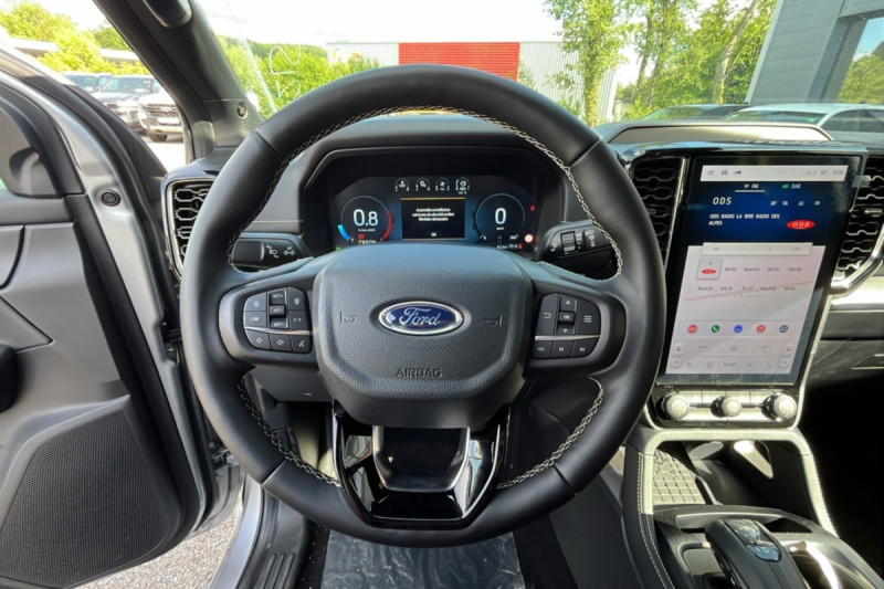 FORD RANGER 3.0 V6 240 PLATINUM RIDEAU 4PL