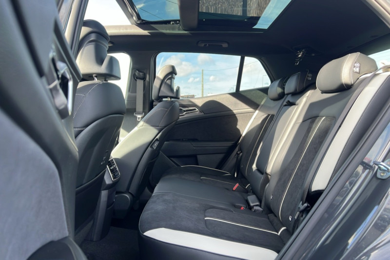 KIA SPORTAGE 1.6 T-GDI HEV 239 GT TOIT PANO