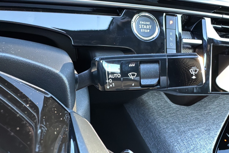 PEUGEOT 3008 NEW HYBRID 145 E-DCS6 GT 360