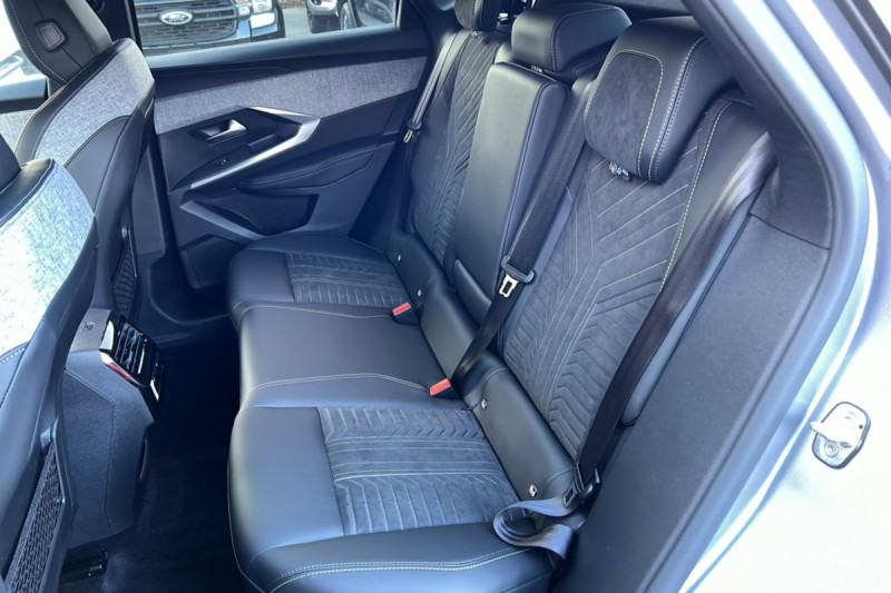 PEUGEOT 3008 HYBRID 145 E-DCS6 GT ALCANTARA