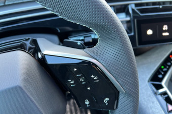 PEUGEOT 3008 HYBRID 145 E-DCS6 GT ALCANTARA