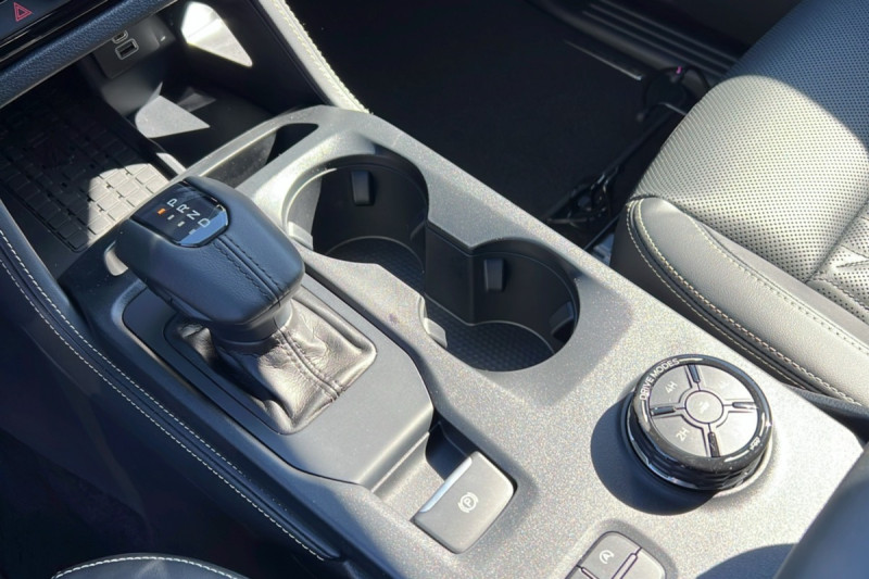 FORD RANGER 3.0 V6 240 PLATINUM RIDEAU