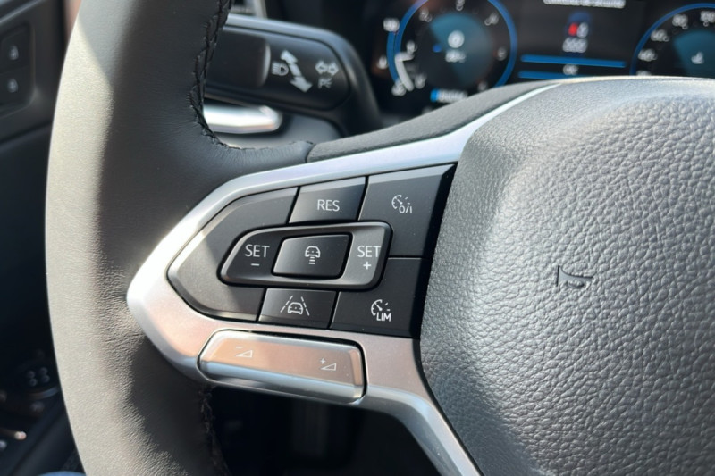 VOLKSWAGEN AMAROK V6 240 BVA10 AVENTURA 4PL