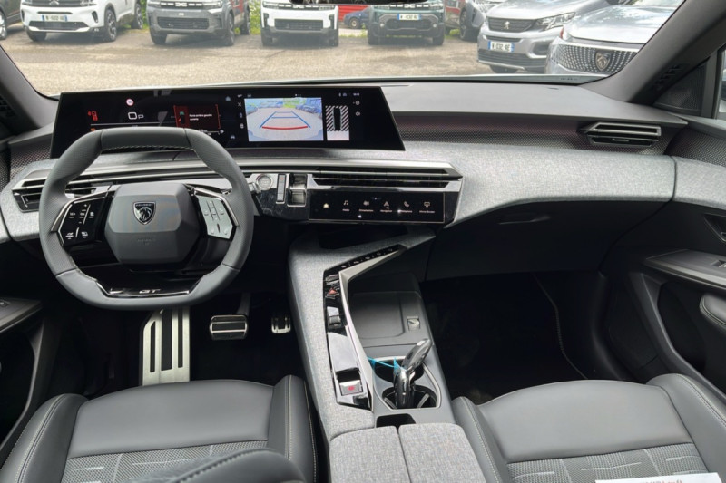 PEUGEOT 5008 HYBRID 145 E-DCS6 GT 360 7PL