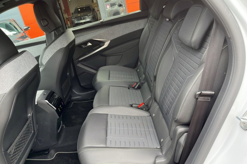 PEUGEOT 5008 HYBRID 145 E-DCS6 GT 360 7PL
