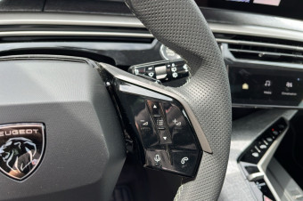 PEUGEOT 5008 HYBRID 145 E-DCS6 GT 360 7PL