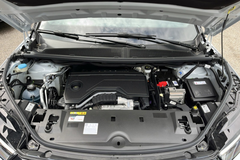 PEUGEOT 5008 HYBRID 145 E-DCS6 GT 360 7PL