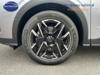 PEUGEOT 5008 1.2 HYBRID 145CH E-DCS6 GT