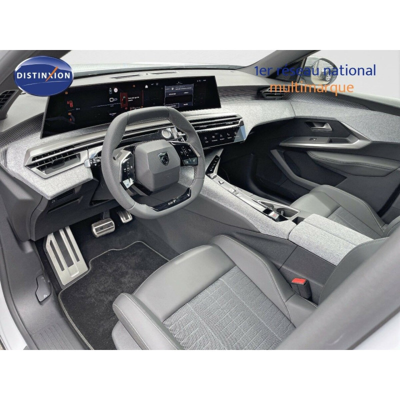 PEUGEOT 5008 1.2 HYBRID 145CH E-DCS6 GT