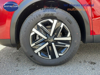 PEUGEOT 2008 1.2 PURETECH 100CH S&S ACTIVE