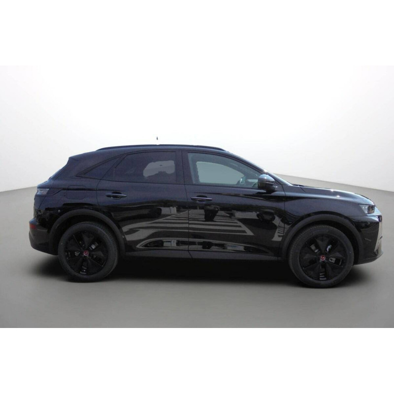 DS DS7 BLUEHDI 130 EAT8 PERFORMANCE LINE