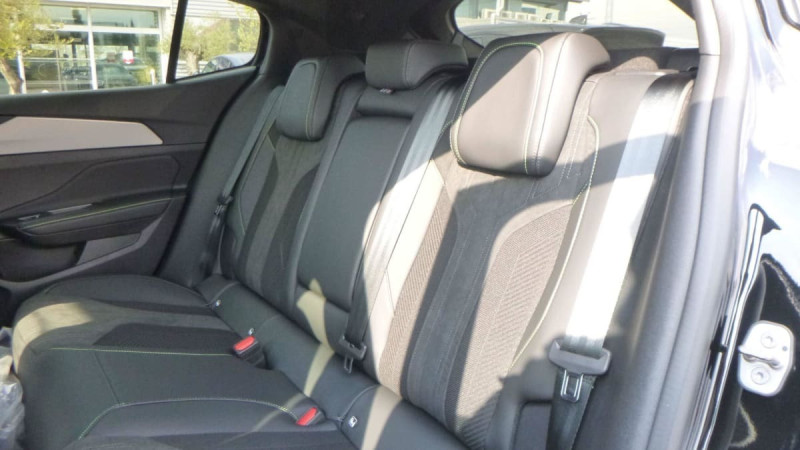 PEUGEOT 408 PURETECH 130 CH EAT8 GT