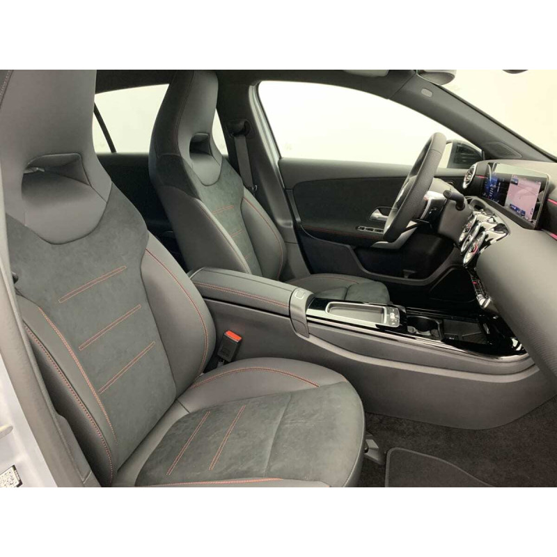 MERCEDES-BENZ CLASSE A 200 D 8G-DCT AMG LINE