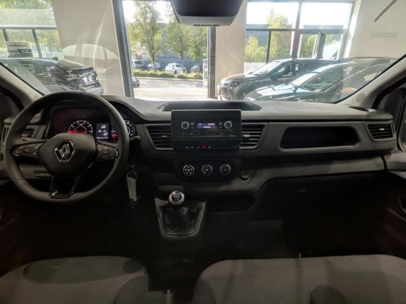 RENAULT TRAFIC CABINE APPROFONDIE TRAFIC CA L1H1 3000 KG BLUE DCI 130 CONFORT