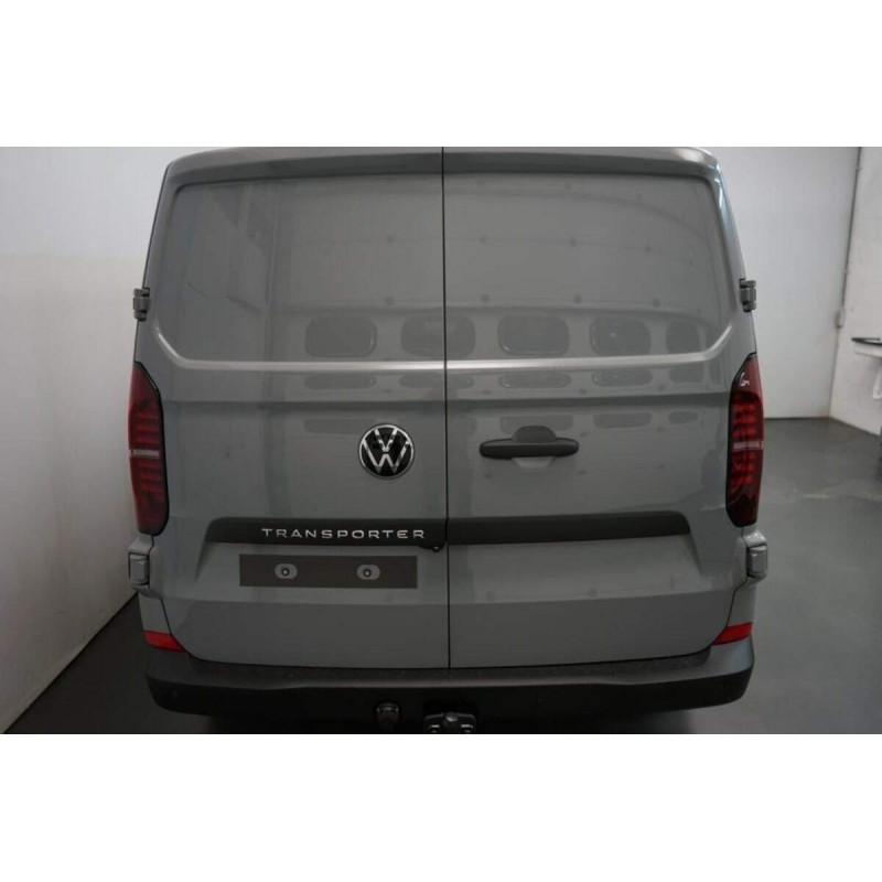 VOLKSWAGEN TRANSPORTER V L1H1 2.0 TDI 150 BUSINESS