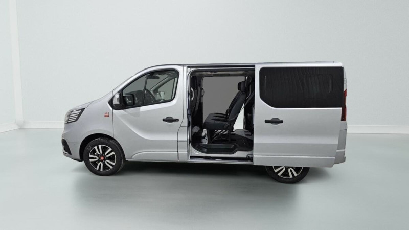 RENAULT TRAFIC TRAFIC BLUE DCI 170 AUTO TECHNO
